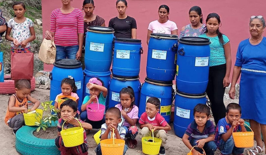 GRUPO PHARMAETICA realiza donativo a comunidad de Los Portillos